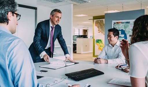 برامج ودورات تدريب الموظفين الجدد على رأس العمل