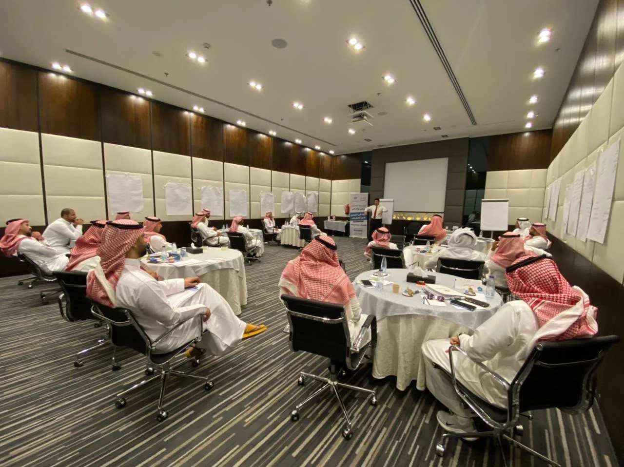 ورش عمل مع الرياض القابضة 3