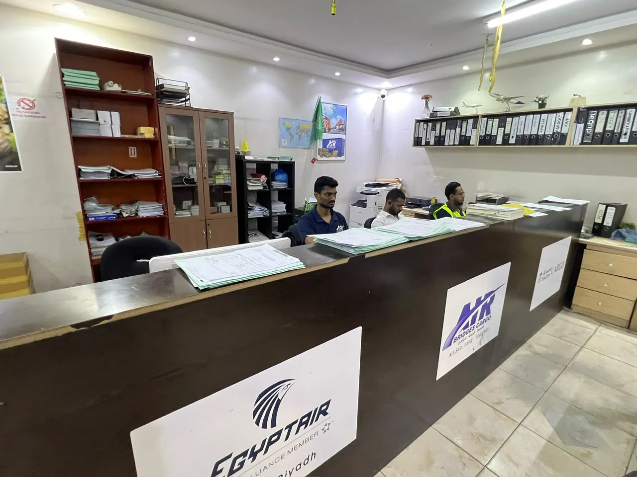 بصمة التغيير والجسور الجوية تجددان اتفاقية الشراكة السنوية لإدارة وتشغيل التسويق الرقمي لعدد من شركات المجموعة — 2