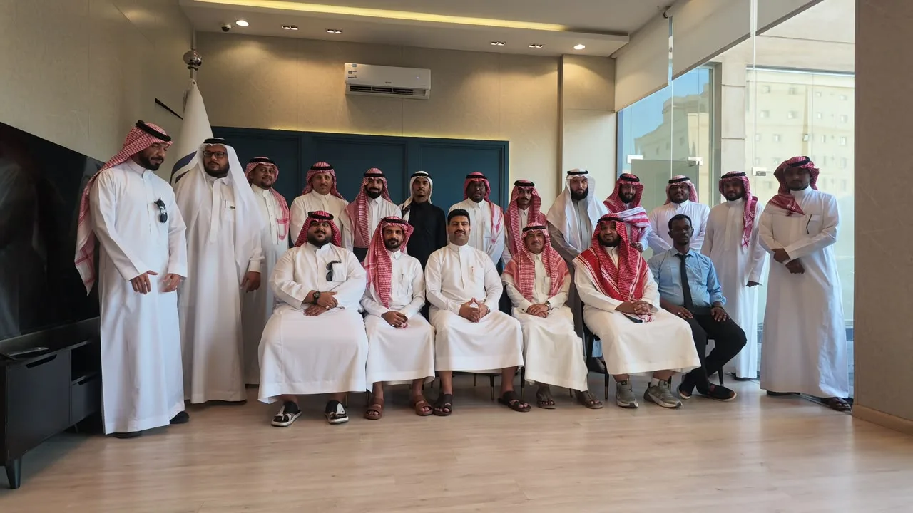 بصمة التغيير تختتم دورة المهارات المتقدمة للمستشار العقاري بالتعاون مع دروب العقارية — 1